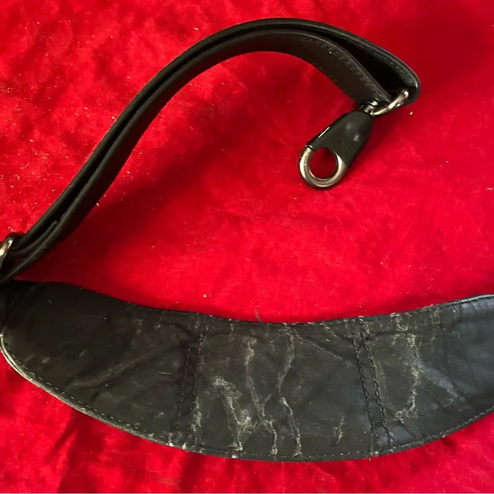 Tumi Black Leather Luggage Strap
